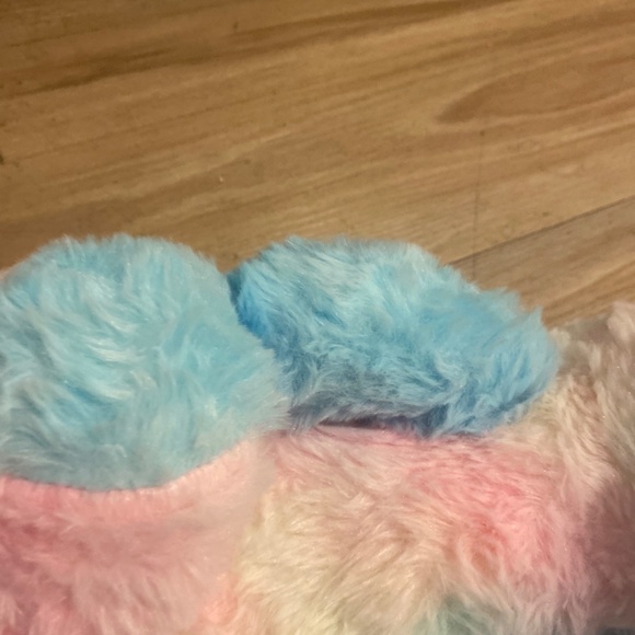 Multicolored Bear Slippers - Picture 9 of 16